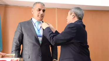 Doç. Dr. Koç'a Kazakistan Devlet Nişanı Verildi