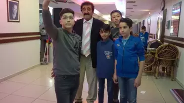 Kastamonulu Müslüm Baba, 'Müslüm' Filmini İzledi