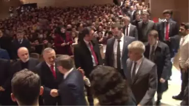 Ahmet Davutoğlu, '15 Temmuz Gecesi Yüzyıllarca Sürecek Gurur Gecesini Yaşadık'