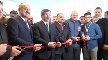 Eski Başbakan Davutoğlu: 'Sapkın Bir İdeoloji, 15 Temmuz'u Yapanları Kendi Milletine Saldırmaktan...