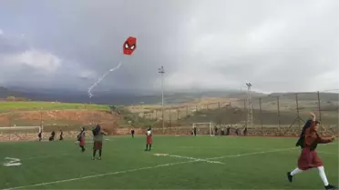 Gerger'de Uçurtma Şenliği Düzenlendi