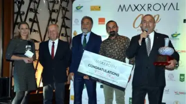 Bakan Çavuşoğlu, Golf Turnuvasının Ödül Törenine Katıldı