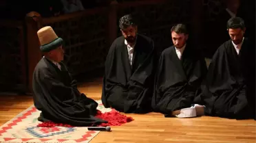 Yeni Semazenler İçin 'Sikke Tekbirleme Merasimi' Düzenledi