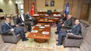 Vali Kocabıyık: 'Eğitimle Dışa Bağımlılık Azalacaktır'