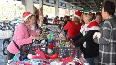Marmaris'te Noel Pazarı Açıldı