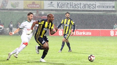 Yanal'la İlk Galibiyet Farklı Geldi