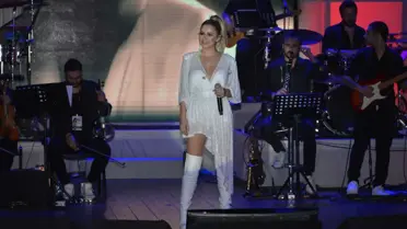 Güzel Sanatçı Merve Özbey, Kıyafetinin Fiyatı: 20 Bin !