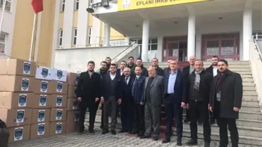 İstanbul Eflaniler Derneği'nden 80 Öğrenciye Giyim Yardımı