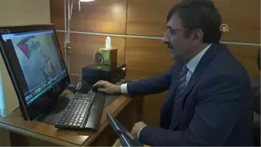AK Parti Genel Başkan Yardımcısı Yılmaz, Aa'nın 'Yılın Fotoğrafları' Oylamasına Katıldı