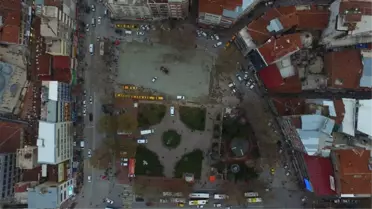 Başkan Polat, Yeni Kent Meydanı Çalışmalarını İnceledi
