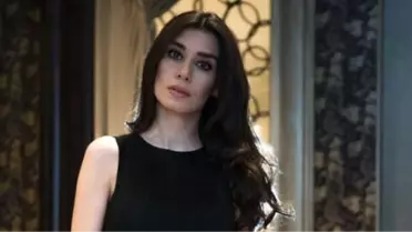 Sinan Akçıl ile Evlenen Burcu Kıratlı Kimdir?