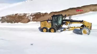 Van'da 200 Mahalle Yolu Açıldı