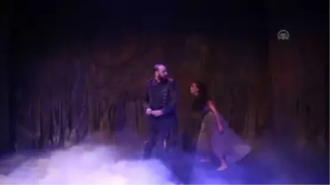 Buzzati'nin 'Tatar Çölü' Romanı Sahneye Uyarlandı - İstanbul