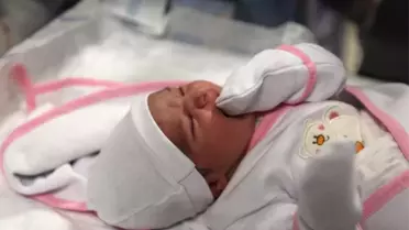 Elazığ'da Yılın İlk Bebeği 'Bahar Mila' Oldu