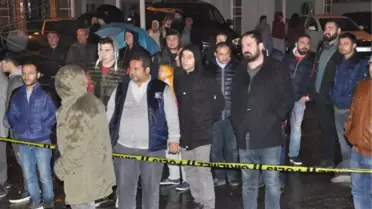 Ağaca Çarpan Otomobil İkiye Bölündü: 1 Ölü, 3 Yaralı