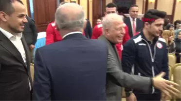 İstanbul İbb, Dünya Şampiyonlarını Ödüllendirdi