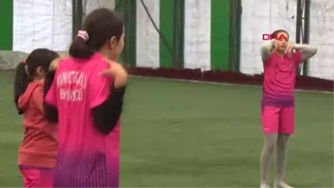 Spor Kadınların Futbola Olan İlgisi Artıyor