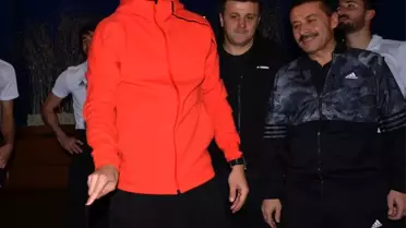 Kırmızı Beyazlı Topçulara Doğum Günü Sürprizi