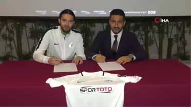 Atiker Konyaspor'a Makedon Sol Bek