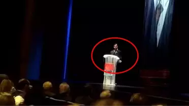 CHP'li Meclis Üyesi Adayı, AK Partilileri Övünce Kürsüden İndirildi