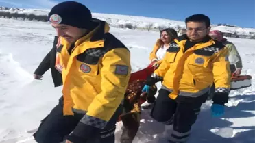 Sağlık Ekibi Hastayı Sedyeyle 2 Kilometre Taşıdı