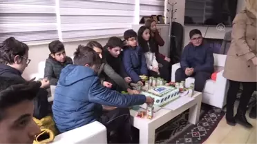 Öğrenciler Gazeteciler Gününü 'Aa Pastası' Keserek Kutladı - Bursa