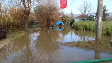 Sağanağın Vurduğu İzmir'de Hayat Normale Döndü (2)