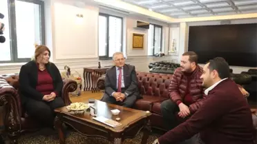 Başkan Büyükkılıç'a Ziyaretçi Akını