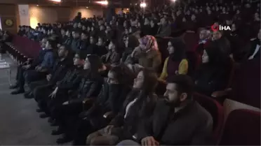 Cep Telefonu Seni Yaşamdan Alıkoymasın' Konferansı