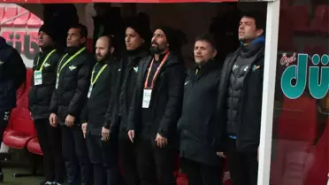 Ziraat Türkiye Kupası: İstikbal Mobilya Kayserispor: 0 - Akhisarspor: 2 (İlk Yarı)