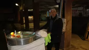 Sırtına Sobasını Bağladı ve Tablada Nohutlarını Sattı