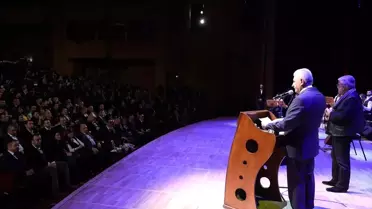 Esat Kabaklı 50. Sanat Yılını Kutladı