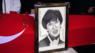 Ayşen Gruda Son Yolculuğuna Uğurlandı