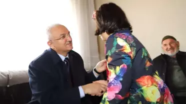 Başkan Başsoy Beldelerde Aile Ziyaretlerinde Bulunuyor