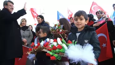 AK Parti Muradiye İlçesinde Aday Tanıtım Programı Düzenledi