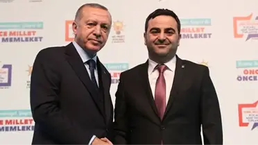 Erdoğan'ın 'Yasin Senin Niye Bıyık Yok' Diye Sorduğu Aday Bıyık Bıraktı