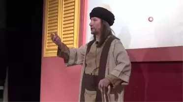 Kastamonu'da Çocuklar Aileleriyle Birlikte Tiyatronun Tadını Çıkardı