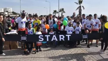 Farkındalık İçin El Ele Koştular