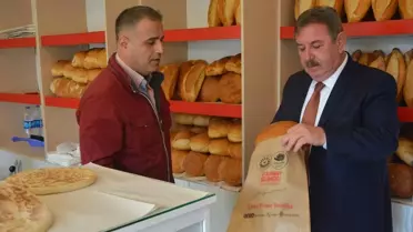 Gerze'de Esnaflara Kese Kağıdı Dağıtıldı