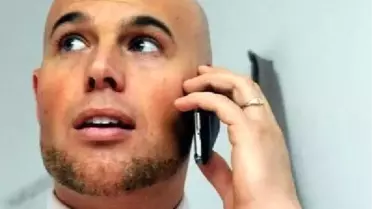 Eski Vekil, İslam Karşıtı Kitap Yazarken, 'Müslüman' Oldu