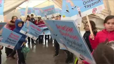 Vali'den Çocuklara, 'Kırmızıda Geçersem Beni Bile İhbar Edin'