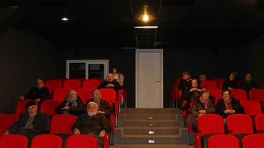 Sakarya'da Yaşlılar 'Can Dostum' Filmini İzledi