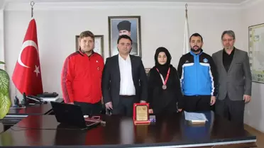 Başarılı Halterci Medine Yavuz'dan Kaymakam Yılmaz'a Ziyaret
