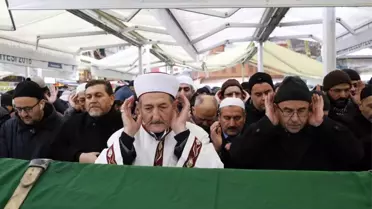 Büyük Mütefekkir Mustafa Necati Özfatura, Son Yolculuğuna Uğurlandı