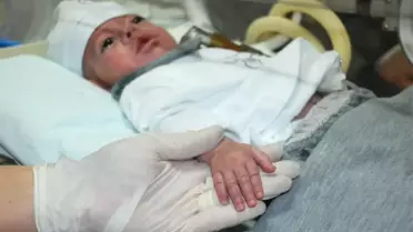 1,5 Kilo Doğan Bebek Yaşam Mücadelesi Veriyor