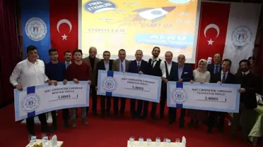 Alkü'de Girişimciler Ödüllerini Aldı