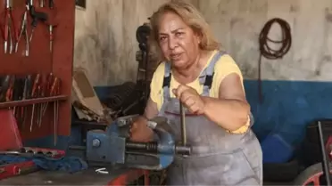 Canlı Yayında Dilber Ay'dan Tokat İtirafı!