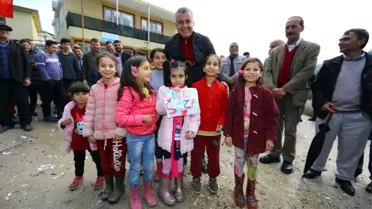 Sözen'den 'Halkla Buluşma Gezileri'
