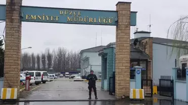 Polislerden Yürekleri Isıtan Görüntü