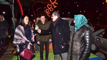 Sevgi Yolu'nda Keman Eşliğinde Karşılandılar